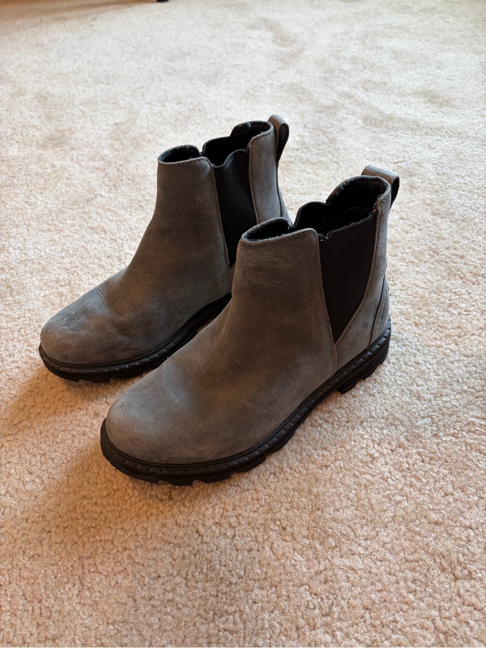 Sorel Grey Lennox Chelsea Boots Waterproof Leather Size 8.5